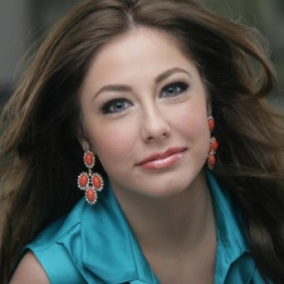 Meet your Posher, Ashley - Picture 1 of 1